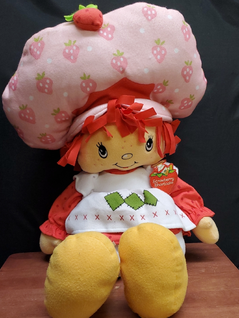 2002 Strawberry Shortcake Cuddle Pillow 30" Plush Doll